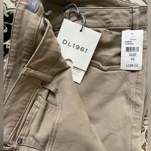 Premium NWT DL1961 denim men’s pants Size 42